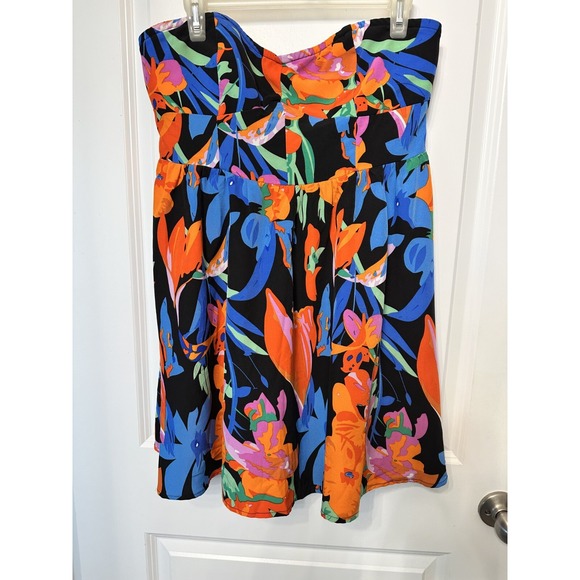 Dresses & Skirts - Shein‎ Allover Floral Print Mini Dress Size 12 Multicolor Strapless Vacation